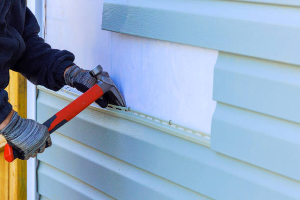 Reliable Siding Repair contractor in Farmingdale, NY by Squared Siding